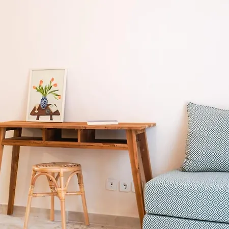 The Koukaki Studio Apartment