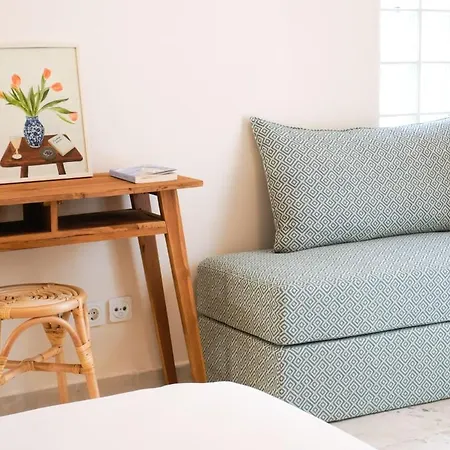 The Koukaki Studio Apartment